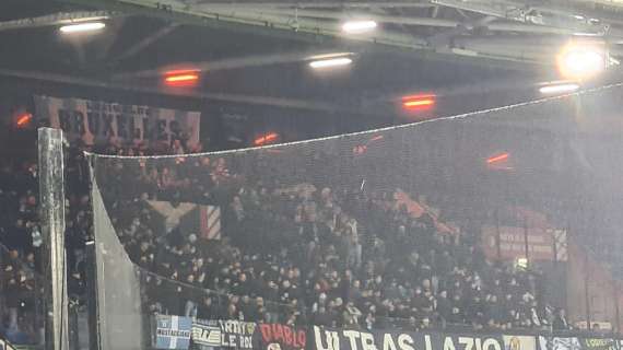 Lazio, non sarai mai sola: seicento tifosi con la squadra al De Kuip! - FOTO