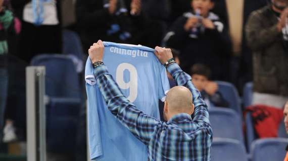 La lettera di Chinaglia jr: "Brividi durante l'inno della Lazio, orgoglioso per l'affetto dei tifosi per papà"