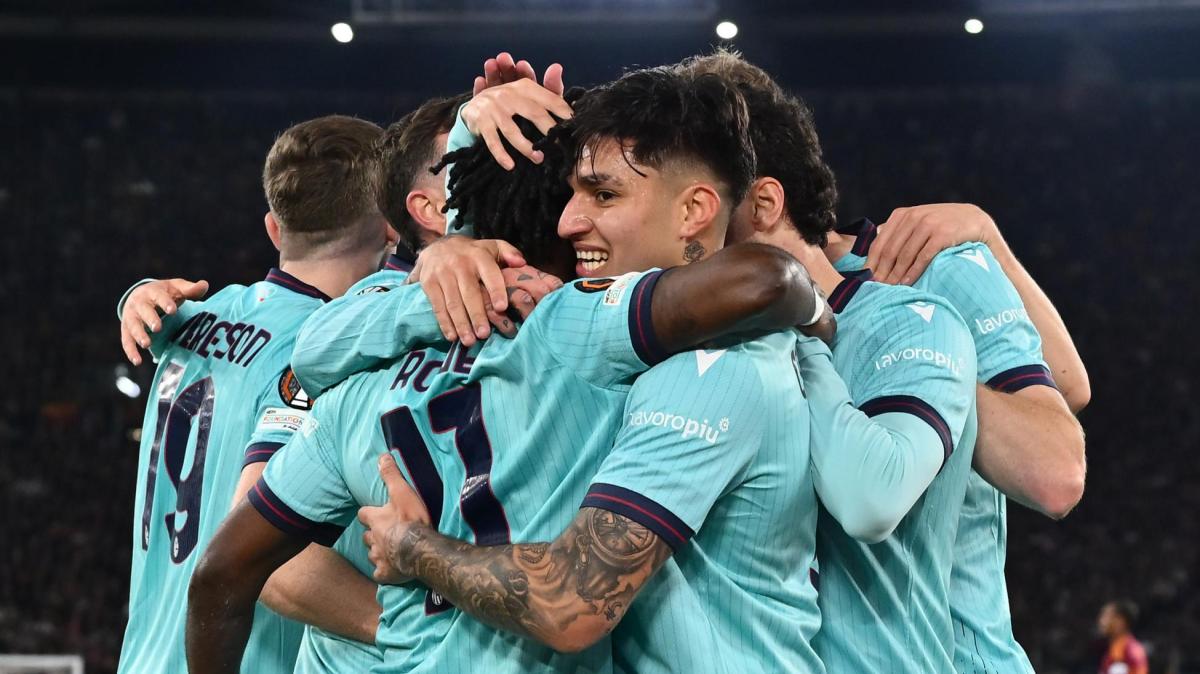 Serie A | Il Bologna batte la Cremonese e supera la Lazio. Due rossi nel finale