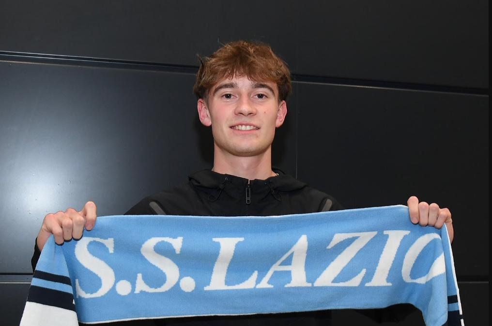 "Adrian è a Roma": il primo post della Lazio per Przyborek - FT