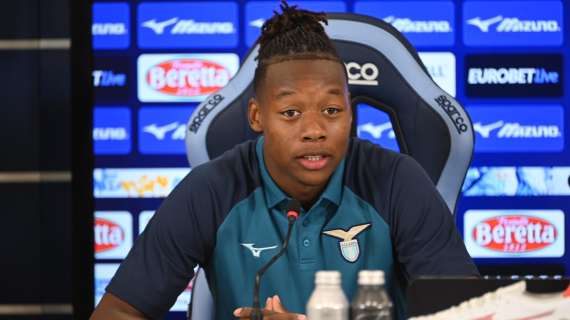 Lazio, Noslin in conferenza: "Qui per diventare una leggenda"