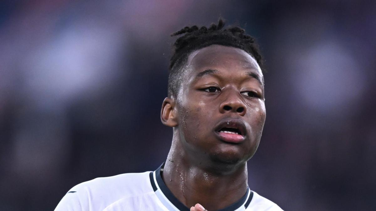 Lazio, rebus sulla fascia: contro la Fiorentina Noslin o Pedro? 