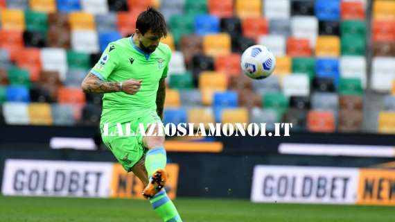 Lazio, la gioia di Acerbi: "Una grande squadra non molla mai!" - FOTO