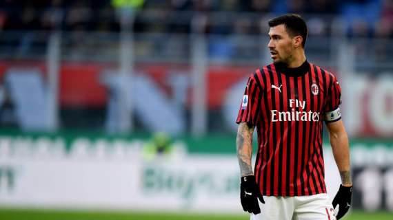 Milan, Romagnoli a rischio squalifica: un'ammonizione gli costerebbe la Lazio