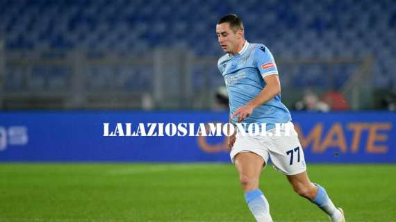 Lazio, Marusic esulta e Milinkovic lo prende in giro: "Roberto Carlos?"