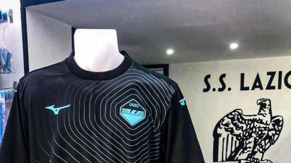 Lazio, svelata la terza maglia? Le immagini che circolano sui social - FOTO