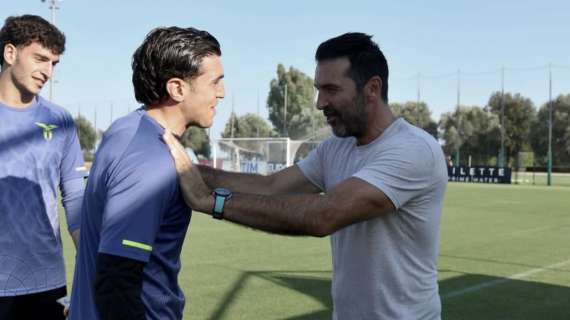 Lazio, Mandas incontra Buffon: "Uno dei giorni più felici della mia vita" - FOTO