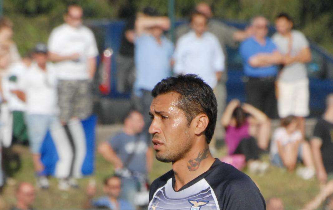 FORMELLO  Lazio brasi-argentina: finalmente Ledesma-Matuzalem in coppia. Hernanes e Zàrate sempre a supporto di Floccari. Cavanda alternativa a Del Nero per Genova