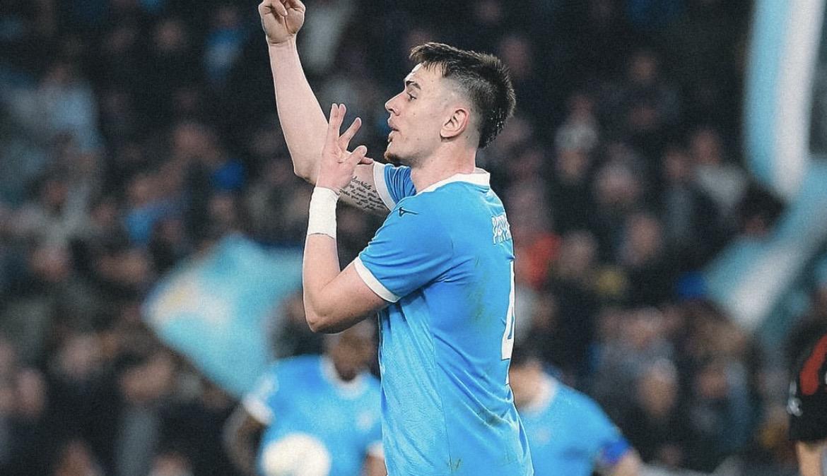 Lazio, festa Patric: “Notte speciale, tifosi incredibili. Avanti così!” - FOTO