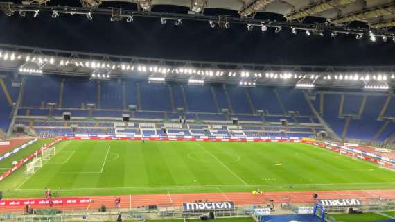 Lazio - Verona, la carica dell’Olimpico prima della gara: “Eagles” - FT
