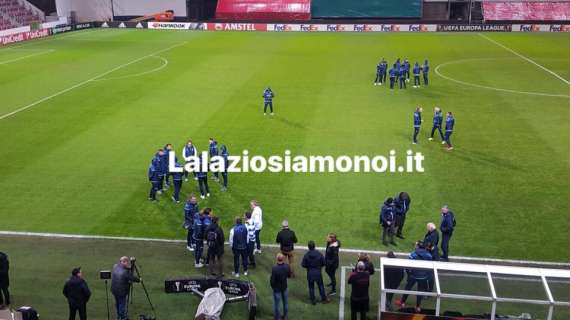 Lazio in campo, biancocelesti sul manto verde del Regenboogstadion - FOTO&VIDEO 
