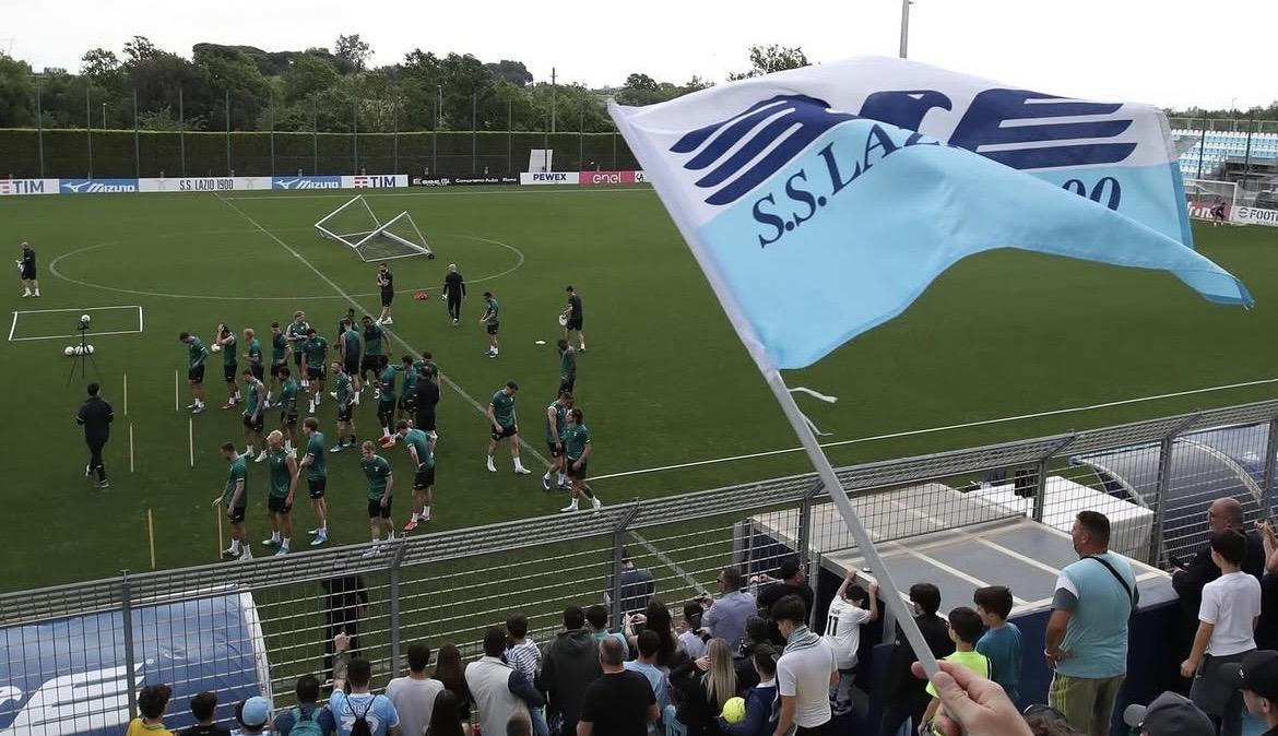 RIVIVI LA DIRETTA - Lazio, vigilia pre Atalanta: terminata la prima parte con i tifosi