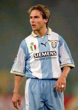 Nedved miglior giocatore ceco degli ultimi vent'anni. Al secondo posto Poborsky