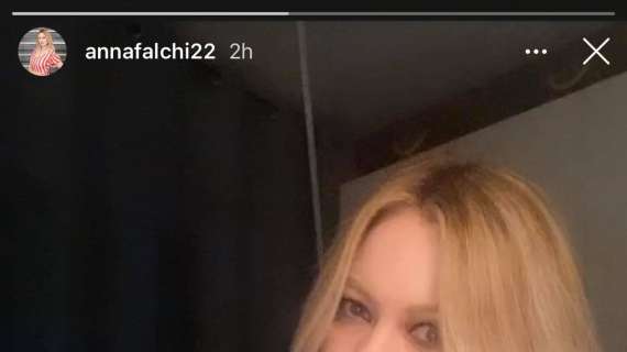 Anna Falchi festeggia la vittoria: "Sempre forza Lazio!"