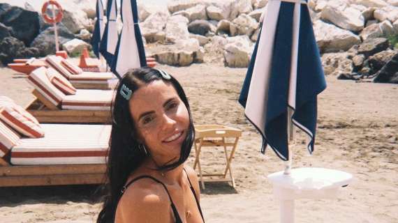 Gossip | Shaila Gatta, flirt con un giocatore del Napoli? La ballerina rompe il silenzio