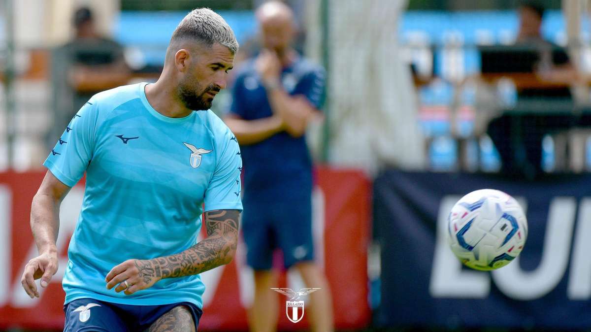 Lazio, Sarri fa i conti con i primi infortuni: le condizioni di Hysaj 