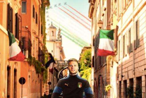 Immobile prende il posto di Mourinho sulla Vespa. E la Lazio risponde... - FOTO