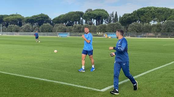 Lazio, sorpresa Immobile in campo: corsa e colloquio con Sarri - VIDEO