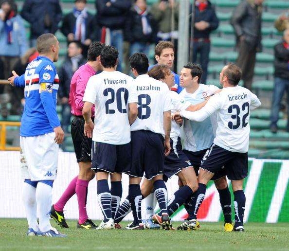 Esordio al Marassi, si gioca domenica sera