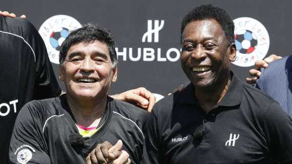 Morte Maradona, il saluto di Pelé: "Un giorno giocheremo insieme"