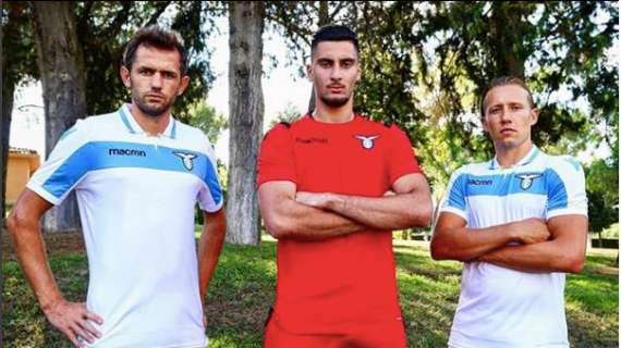 Lazio, ecco anche la seconda maglia: verrà indossata in Europa League - FOTO 