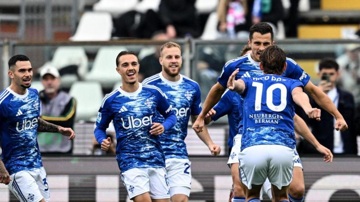 Serie A, il Como travolge il Torino: la classifica aggiornata