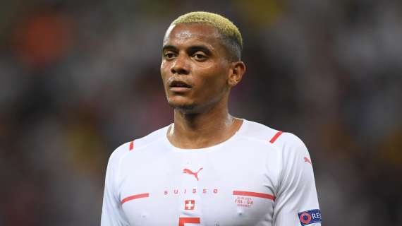 Borussia Dortmund, niente Inter per Akanji: fissate le visite con il nuovo club