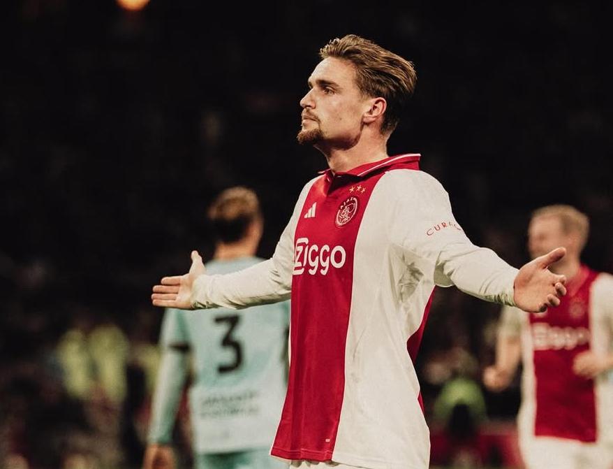 Calciomercato Lazio | Romano: "Trattativa avanzata per Taylor dell'Ajax"