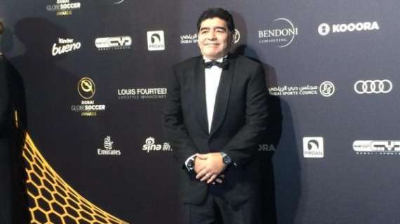 Maradona contro l'Afa: "Bisognerebbe farla saltare con una granata". E su Veron un'altra stoccata...
