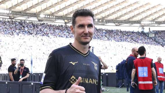 Lazio, buon compleanno a Miroslav Klose: il post della società - FOTO