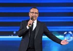 Sanremo 2025, Carlo Conti svela i 30 Big in gara: ecco chi parteciperà al Festival