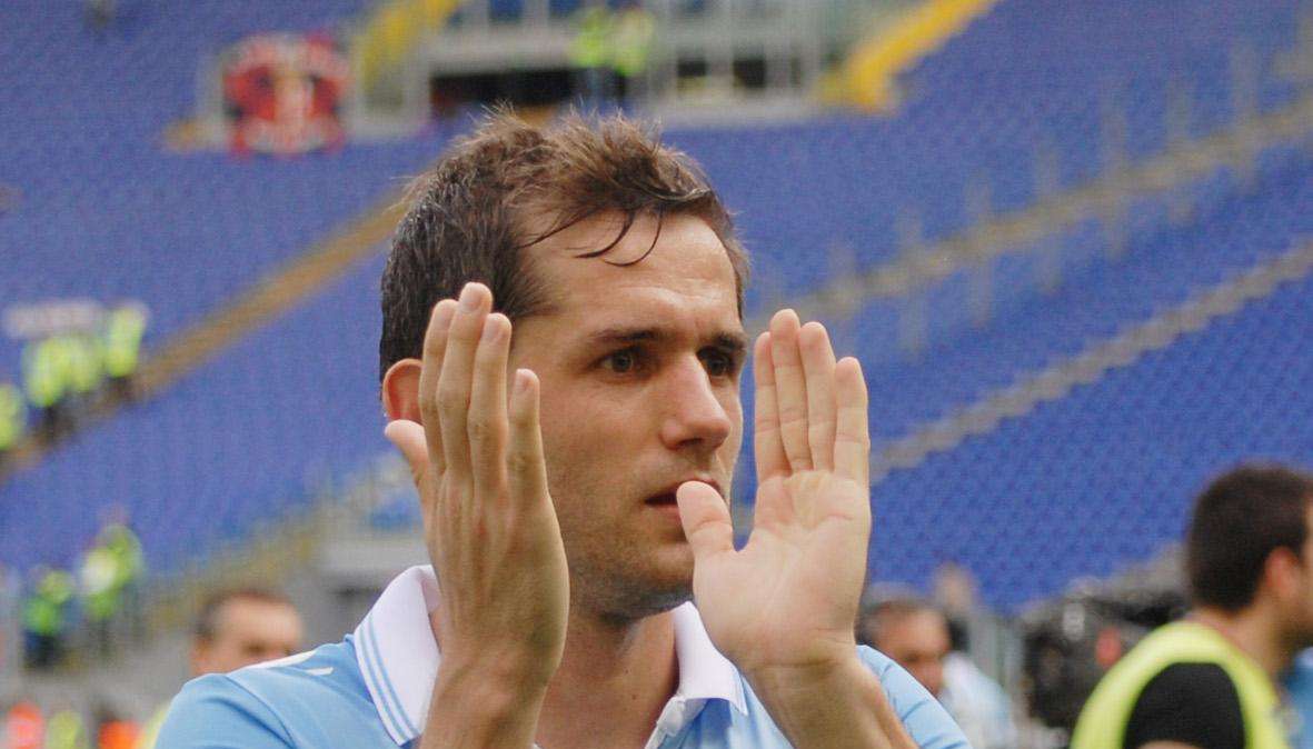 Lotito dice no all'Everton per Onazi. Fissato il prezzo di Lulic: 20 milioni
