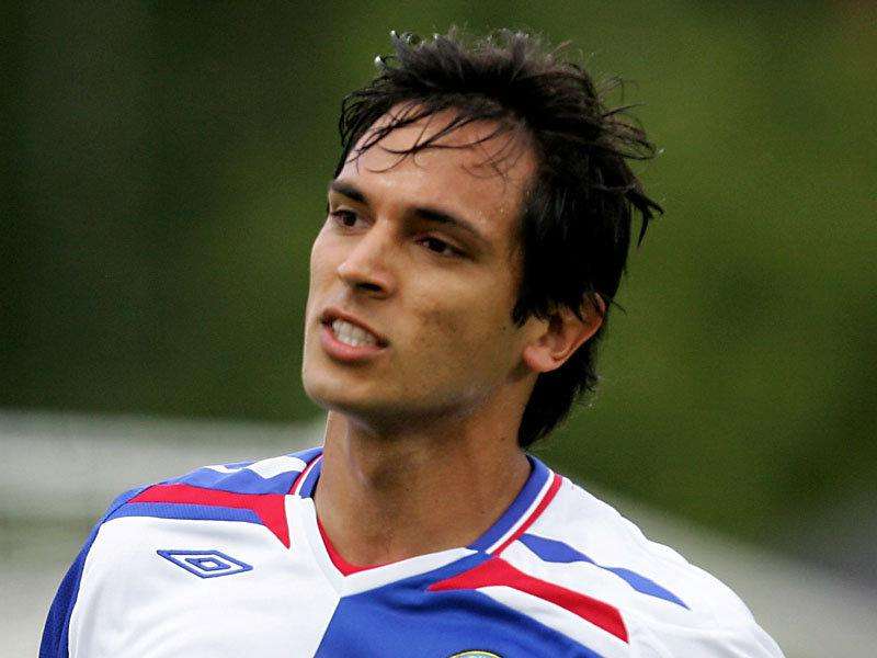 Su Santa Cruz piomba anche la Fiorentina