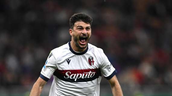 Bologna impazzisce: sul palco insieme a Cremonini c'è anche Orsolini - VD
