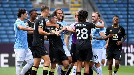 Burnley - Lazio, scintille in campo tra Lazzari e Hartman: cos'è successo