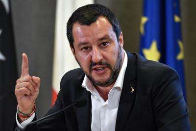 Stadi, Salvini a Conte: "Perché MotoGP con il pubblico e calcio no?"