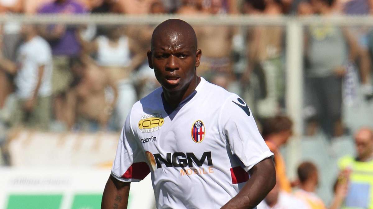Mudingayi-Lazio, qualcosa c'è stato. Il Bologna ammette: "Lotito ce lo ha chiesto ma per noi è troppo importante..."