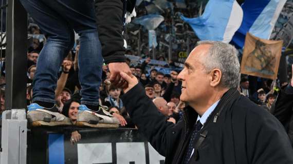 Lazio, Lotito tende una mano ai tifosi per il caro prezzi: l'assist speciale