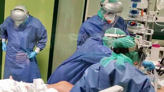 Coronavirus, Lombardia: "Vicino punto di non ritorno per terapie intensive"