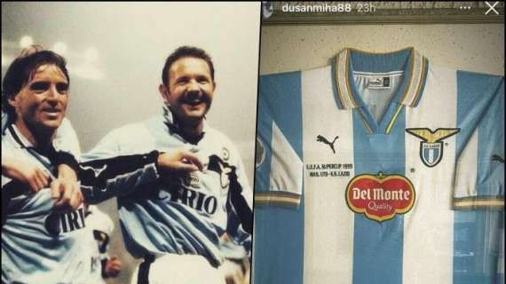 Mihajlovic, tanta Lazio nella stanza dei trofei: il figlio condivide una maglia speciale! - FOTO