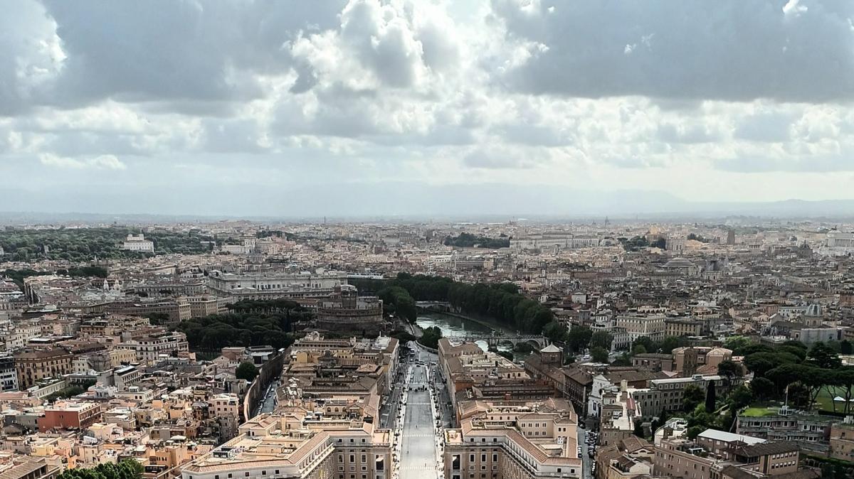 NEWS | Niente botti a Roma a Capodanno: Gualtieri firma l'ordinanza