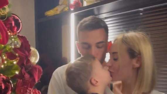 Lazio, in casa Cataldi è già Natale! Sui social le immagini del backstage - VIDEO