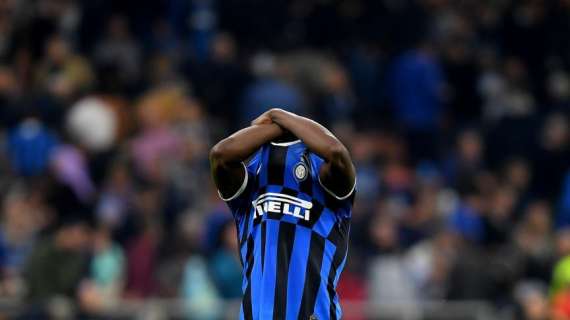 Inter - Sassuolo, 3 a 3 rocambolesco: la Lazio può allungare