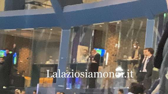 Lazio, guarda chi c'è a Riad! Milinkovic si gode la partita in tribuna - FOTO