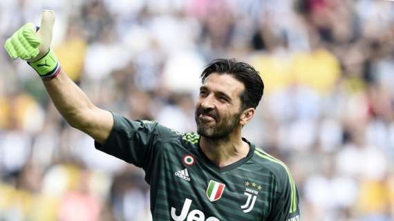 Calciomercato, tre club di Serie A pensano a Buffon. E c'è il Barcellona...