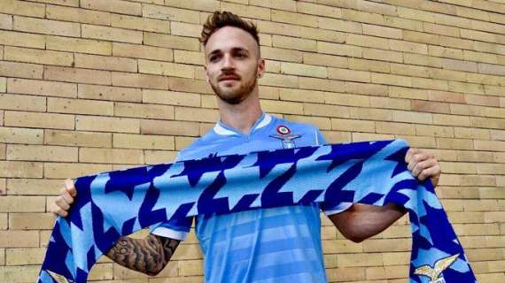 Lazio, due anni fa l'arrivo di Lazzari: l'omaggio della società per "Speedy Manu" - FOTO