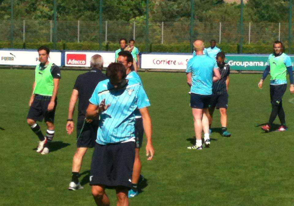 FORMELLO - Partitella a ranghi misti e brindisi finale: Lotito arriva e va in infermeria... Hernanes: "Resto? Speriamo di sì" - PHOTOGALLERY