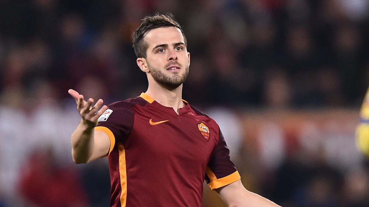 Roma - Lazio, Pjanic si sbilancia: "Ecco come finirà il derby"