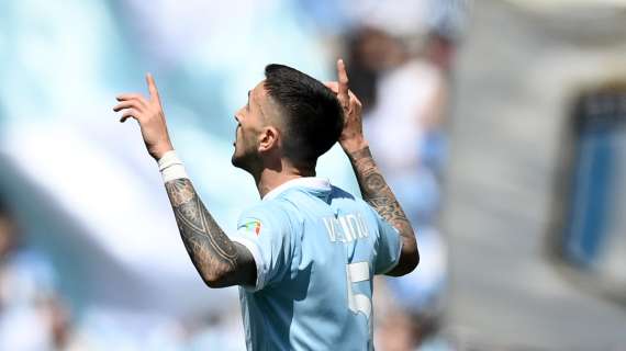 Lazio, Vecino ko e Baroni di nuovo in emergenza: piani stravolti, il club riflette