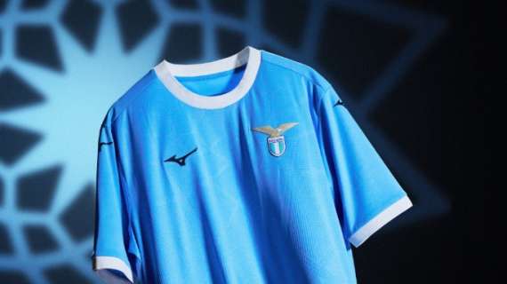 Lazio, presentata la maglia 'Home' per la prossima stagione - FOTO&VIDEO